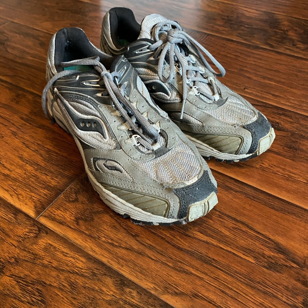 ASICS Running Shoes with custom supportive inserts - Picture 2 of 3